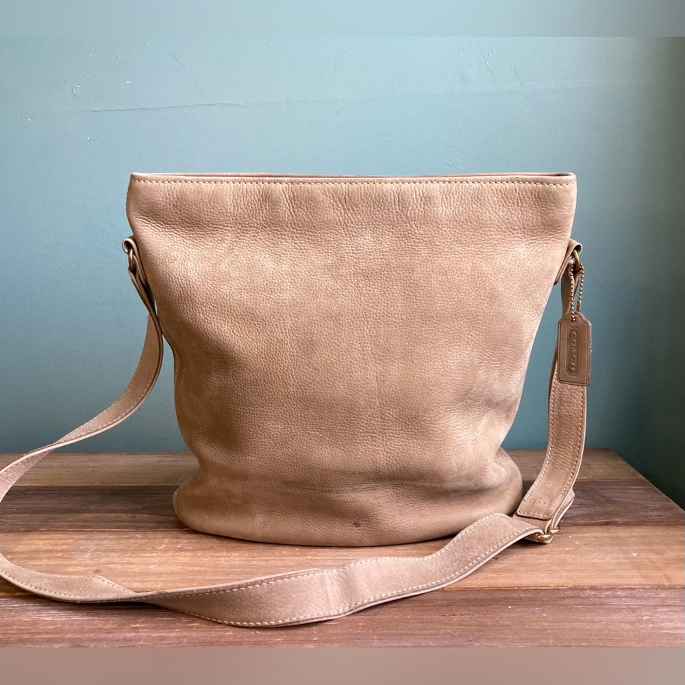 Vintage Coach Medium Bucket Zip Nubuc Leather Bag 4932 Made in Italy